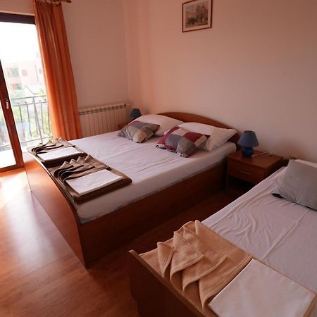Apartments Perina シベニク エクステリア 写真